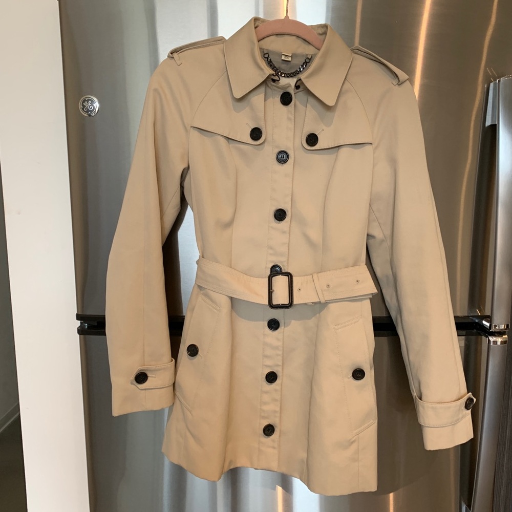 EUC Burberry London Trench coat